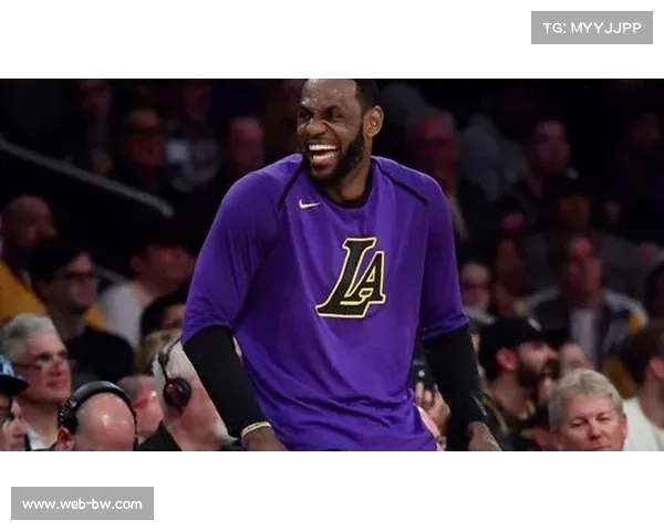 史密斯世锦赛200蝶夺银 美媒分析其冲刺阶段战术失误因素