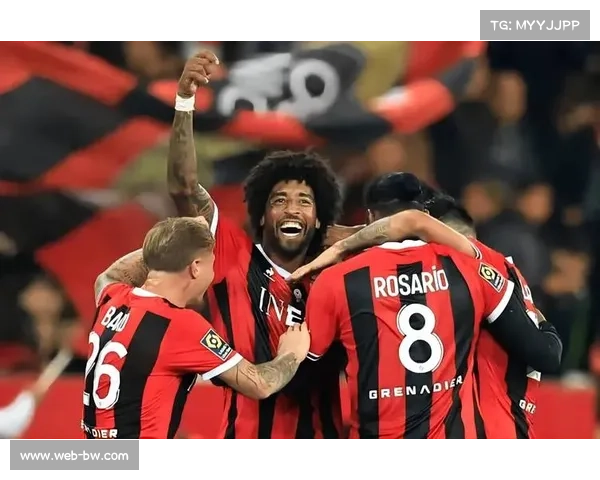 法甲联赛的竞争格局:传统豪门与新兴力量的较量 法甲联赛的竞争格局:传统豪门与新兴力量的较量