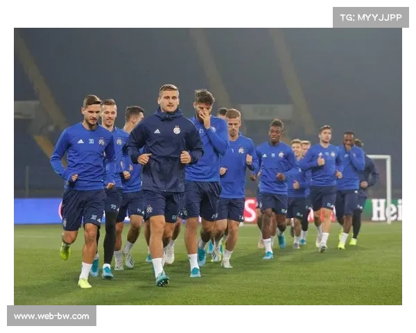 克罗地亚退役国脚组织观赛派对,募捐青少年基金 克罗地亚退役国脚组织观赛派对,募捐青少年基金